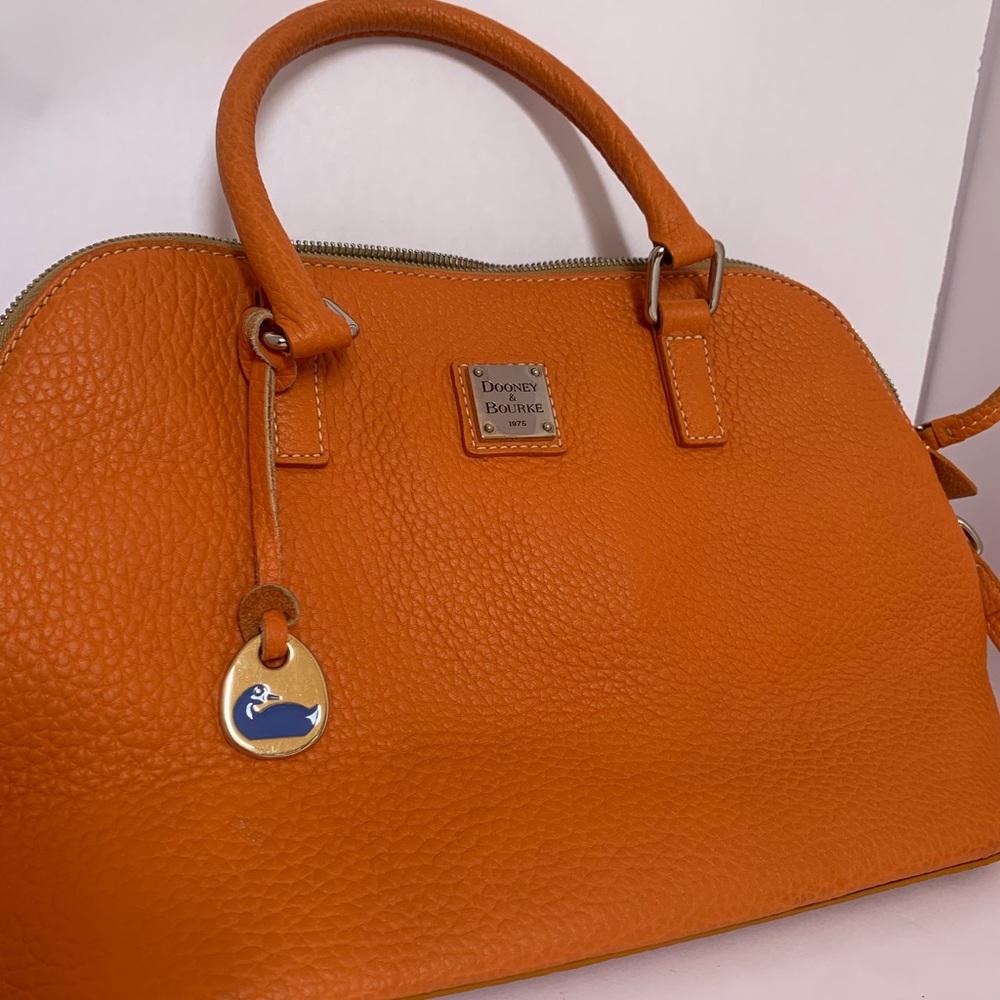 PreOwned Vintage Dooney & Burke Orange Pebbled Leather, top handle/shoulder